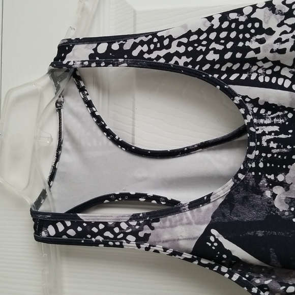 Lululemon Racerback Tank - Picture 5 of 12